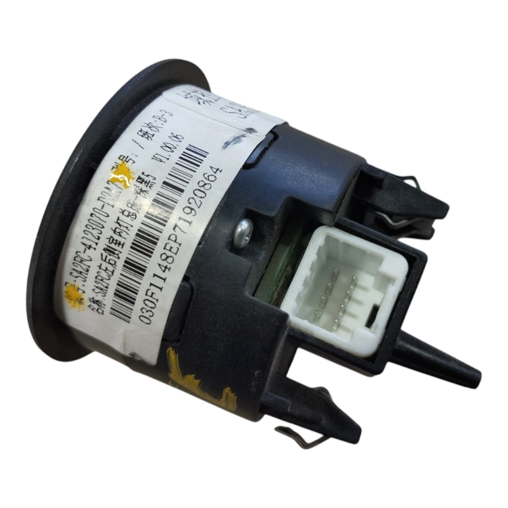 Luz Cortesia Teto Traseiro Esq Byd Song Plus 2023 2025 V631 7