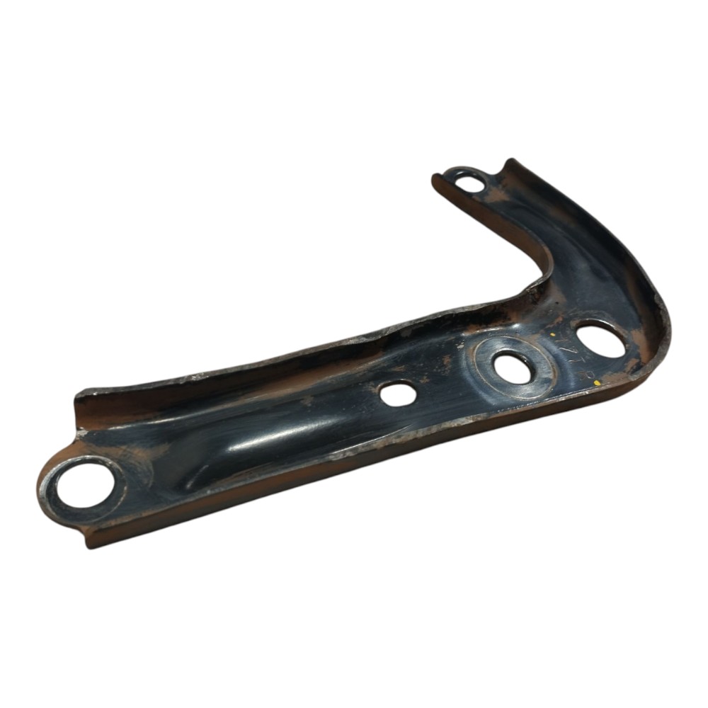 Suporte direito quadro suspensão honda hrv 2020 V660 6