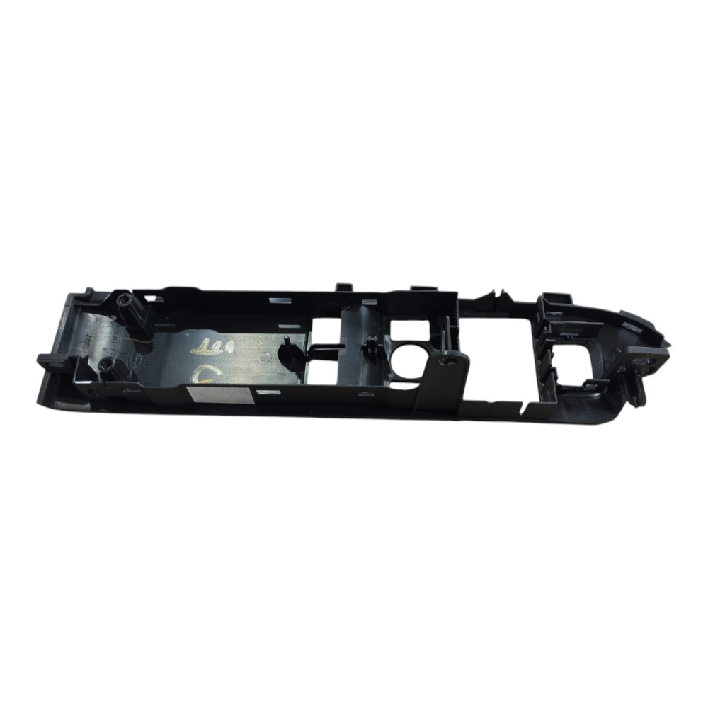 Moldura Botão Vidro Dianteiro Esq Land Rover Defender V645 4