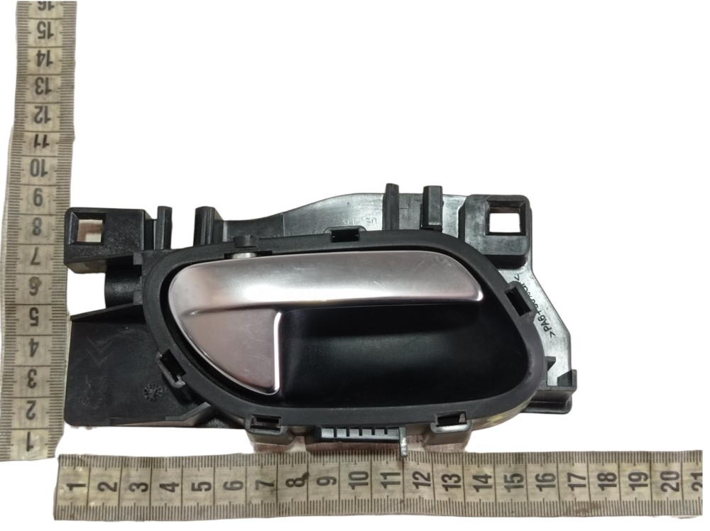 Maçaneta Interna Dianteira Direita Peugeot 208 2014 V312 8