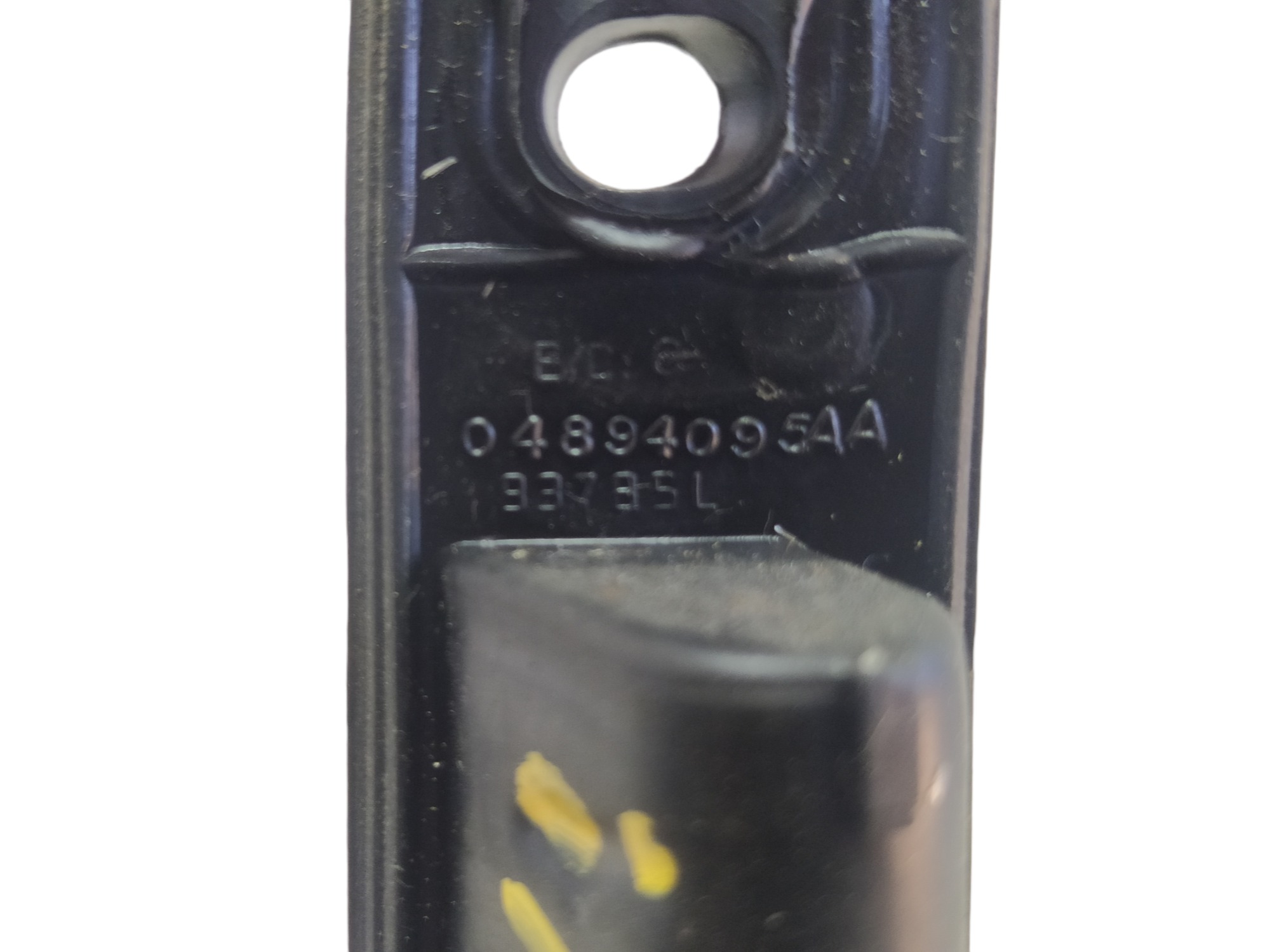 Batente Porta Inf Traseira Direita Grand Caravan 2005 V586 Traseira Direito Preto 5
