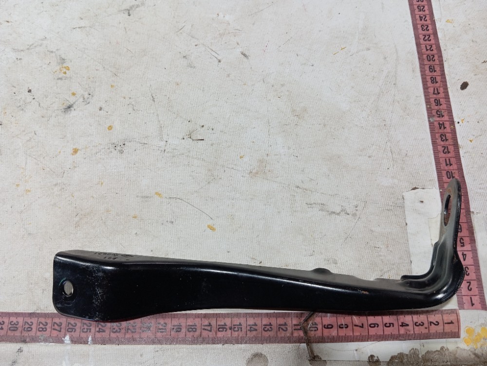 Suporte esquerdo quadro diant Renault Zoe 2022 a 23 V639 7
