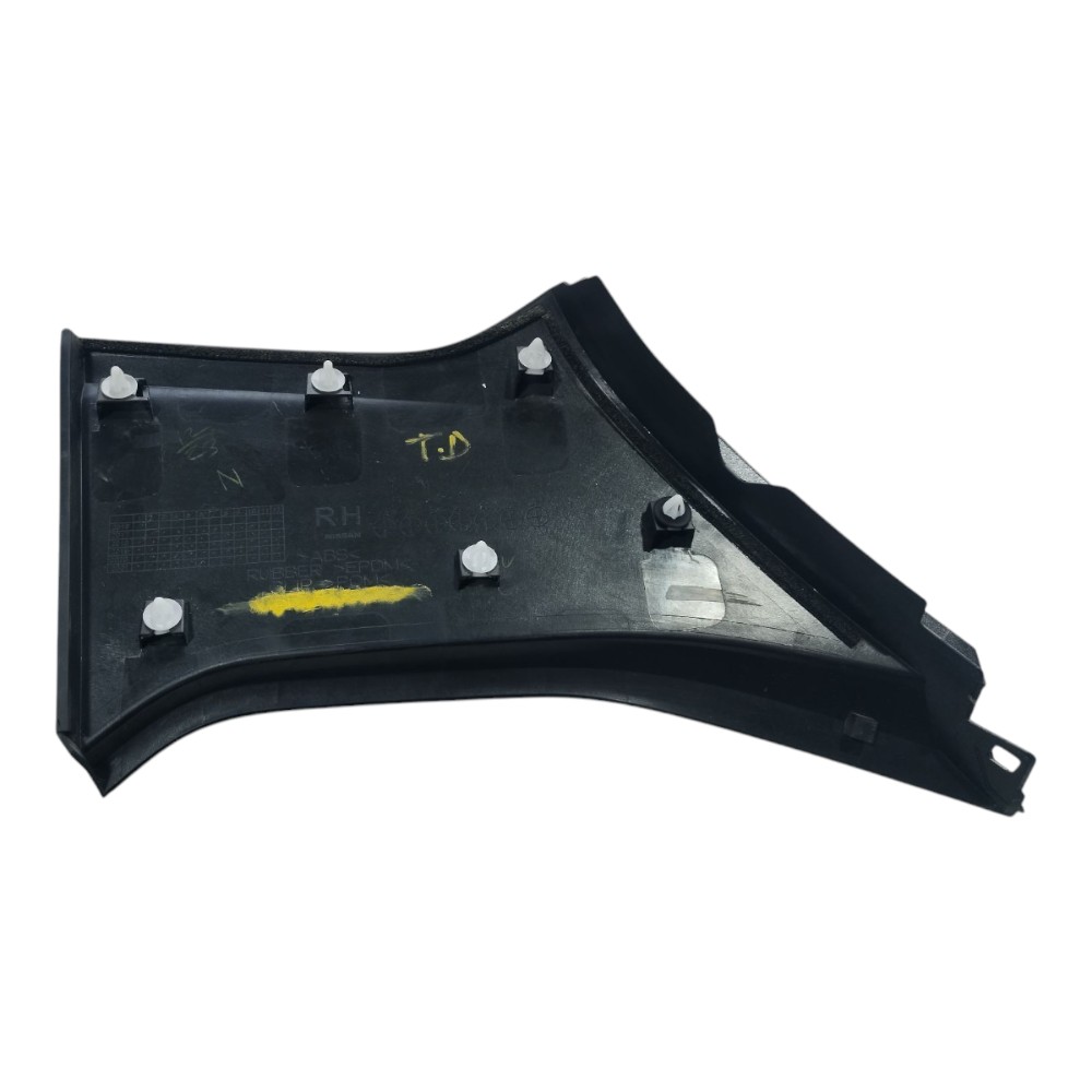 Moldura Exterior Coluna Traseira Dir Nissan Leaf 2023 V632 7
