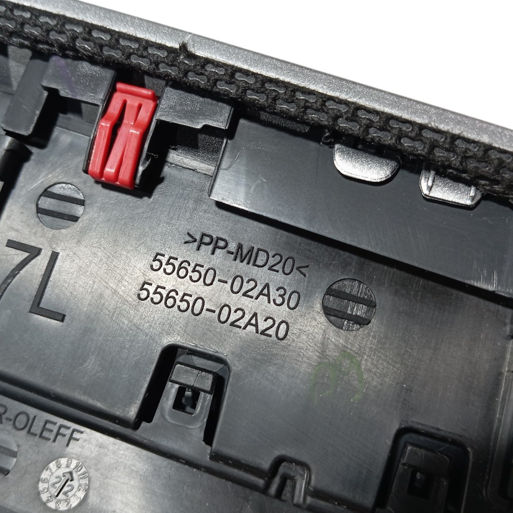 Difusor ar esquerdo painel Toyota Corolla 2023 6