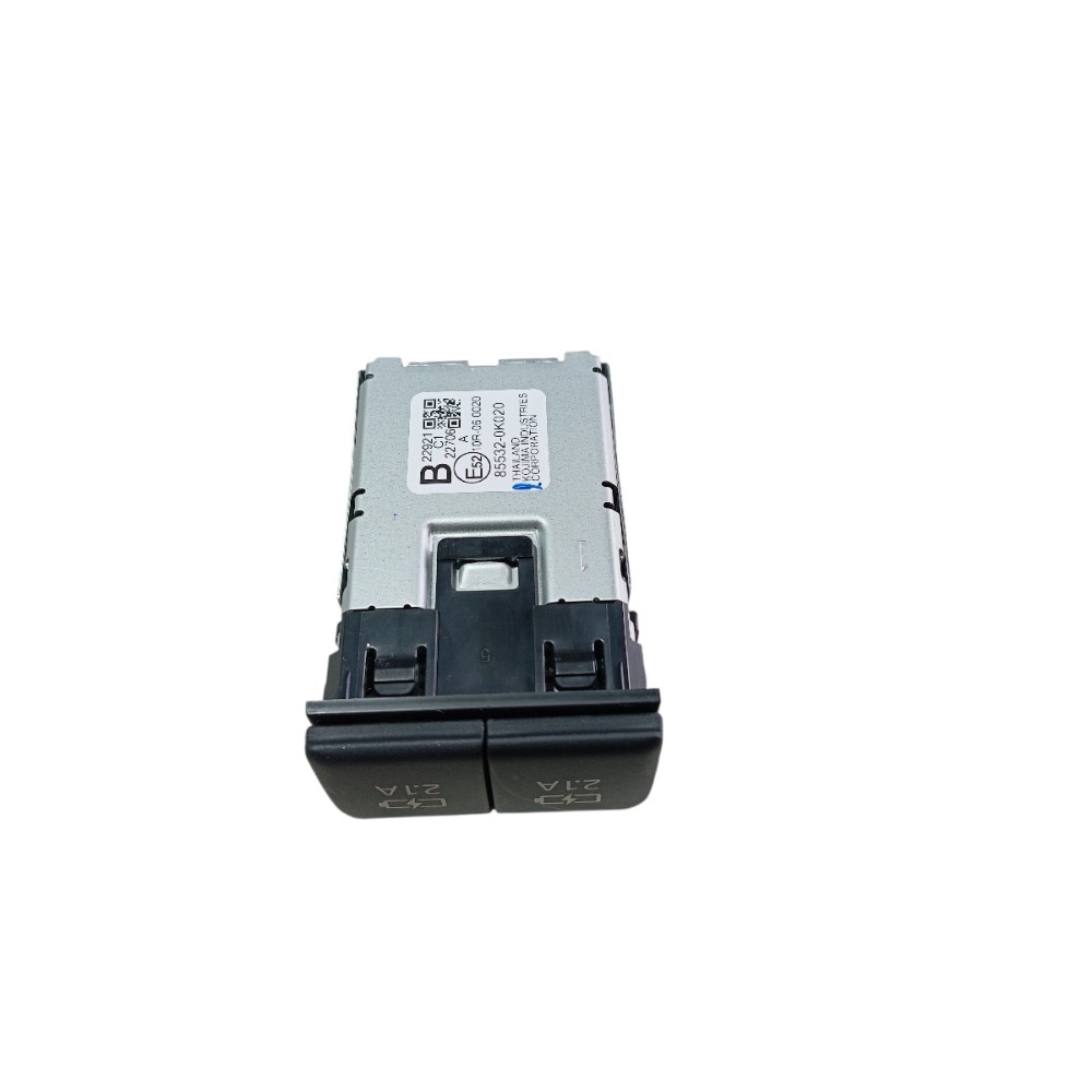 Tomada 12v Usb Tipo C Toyota Yaris 2019 A 2024 4