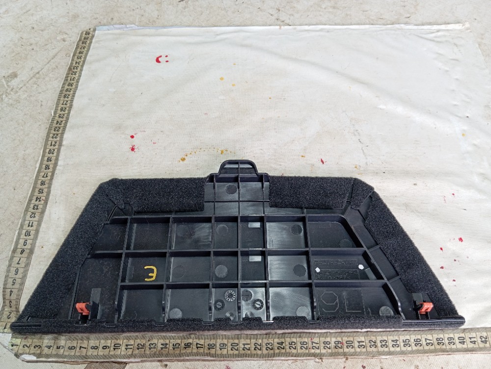 Acabamento Esquerdo Porta Malas Lexus Rx500hf 2023 V619 9
