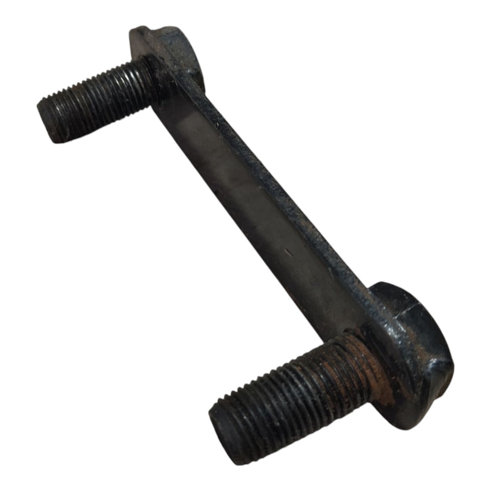 Parafuso Suporte Alma Parachoque Tras L200 Sport 2004 V638 6
