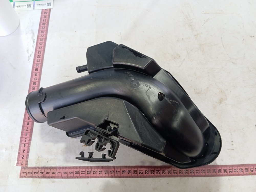 Caixa Ressonadora Ar Gm Tracker 2020 2025 V627 9