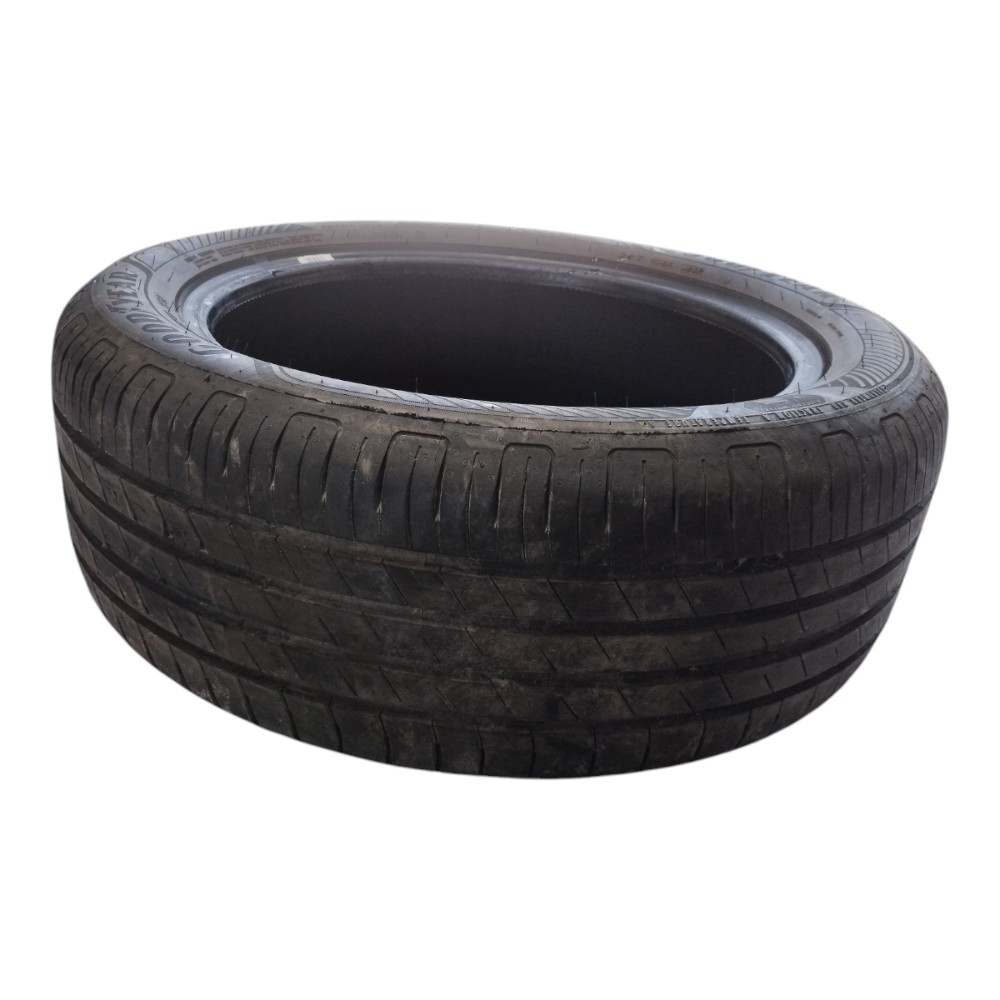 Pneu Goodyear 215/50r17 V632 3