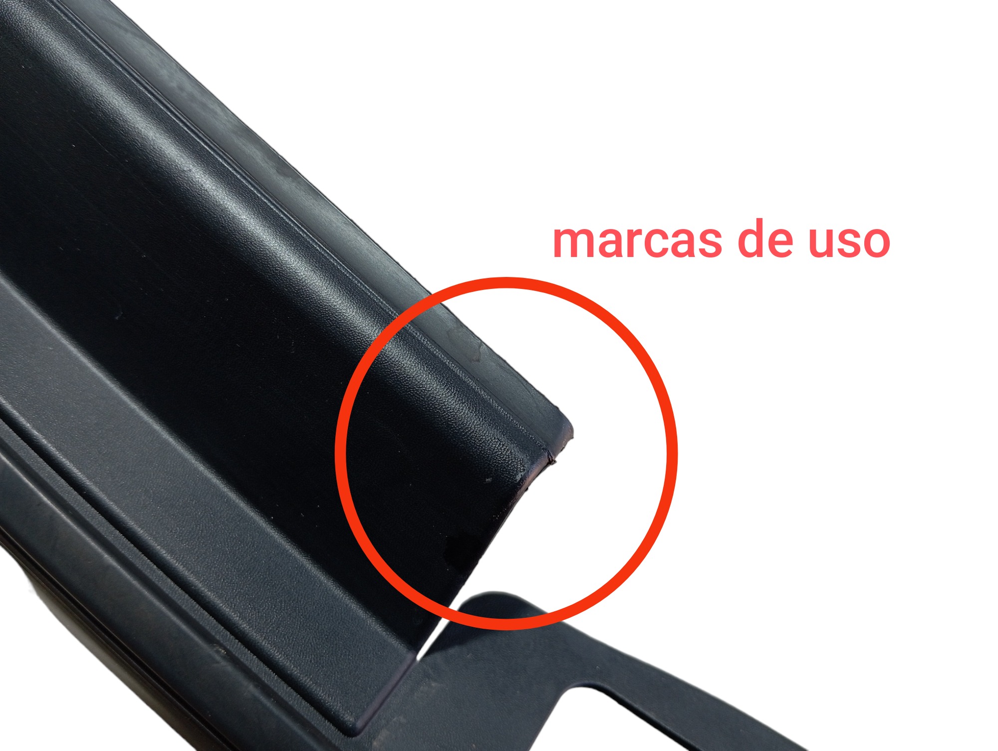 Moldura Esquerda Porta Malas Range Rover Sport 2014 V592 8