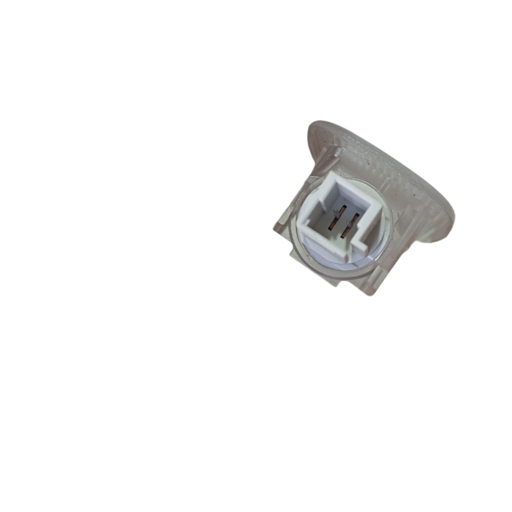 Luz Cortesia Mercedes B180 2010 V630 4