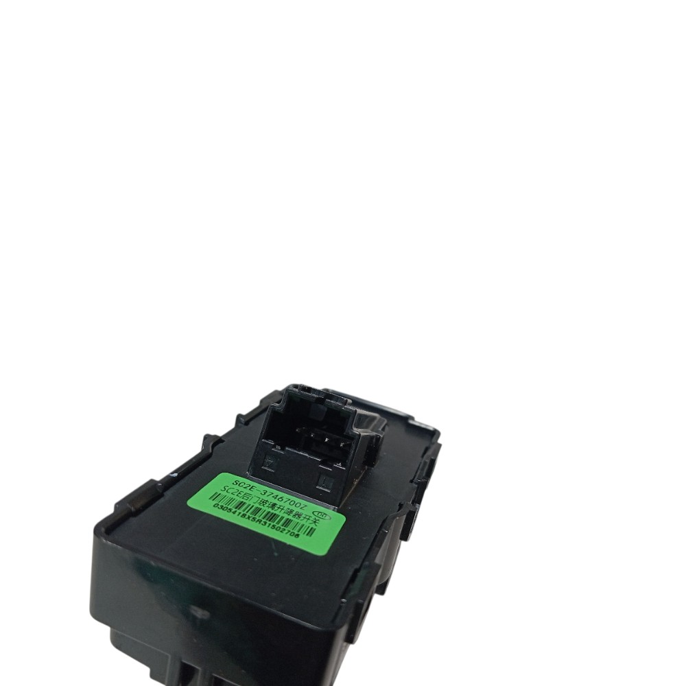 Botão vidro porta traseira esquerda Byd Song Pro 2025 V669 4