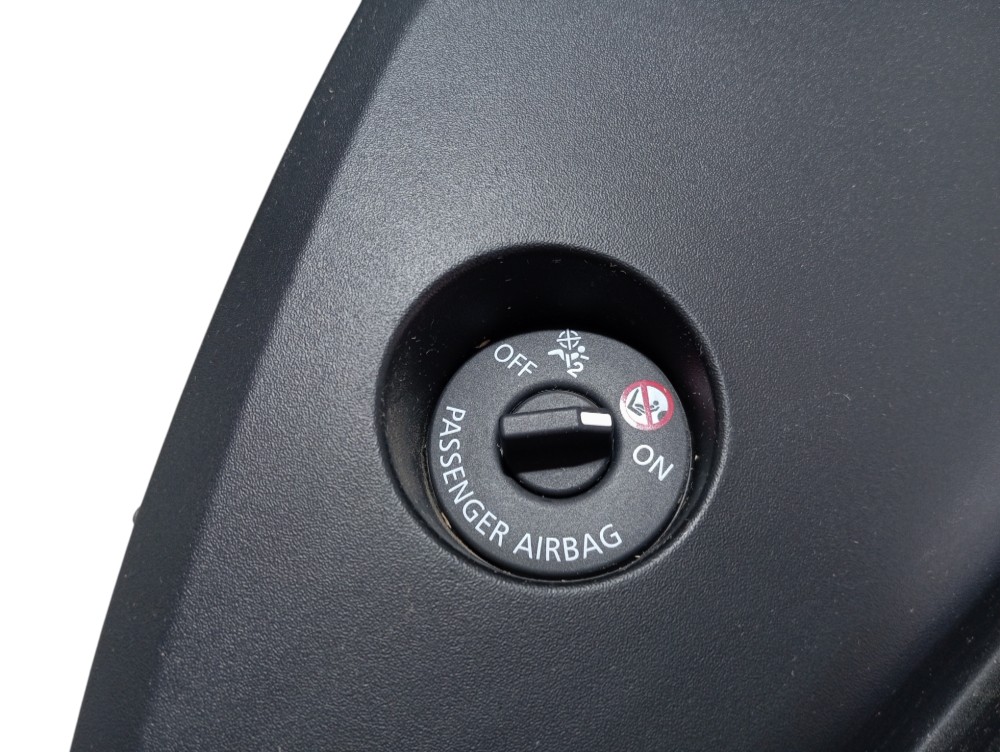 Acabamento Direito Painel Renault Zoe Neo Int 2023 V617 9