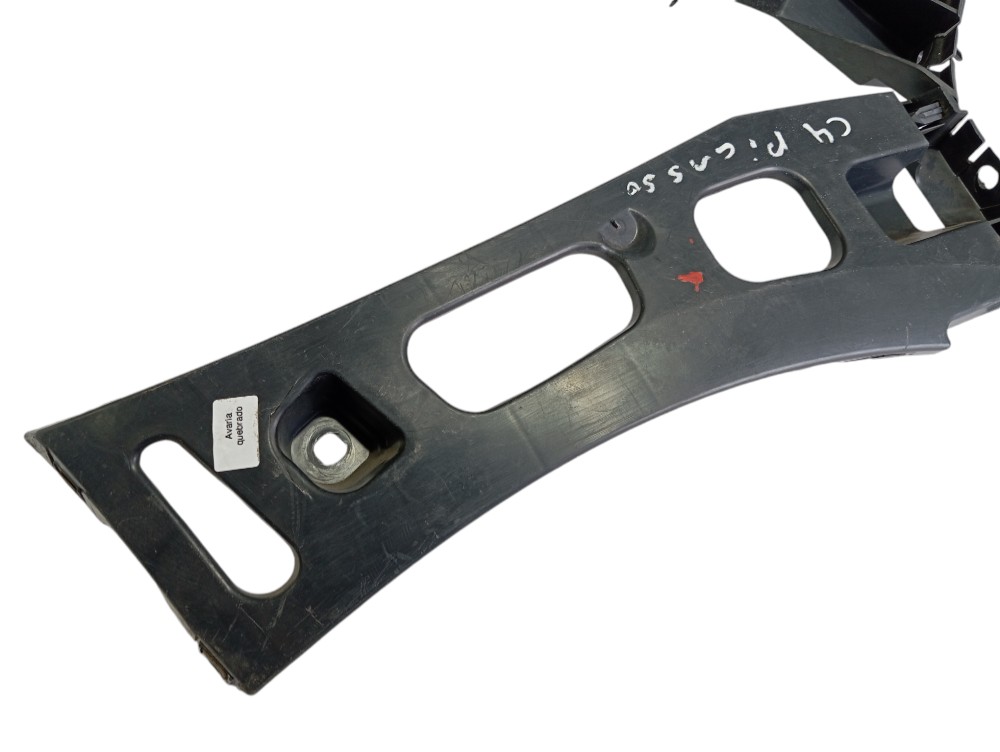Guia Direito Parachoque Traseiro Citroen C4 Picasso 2011 4
