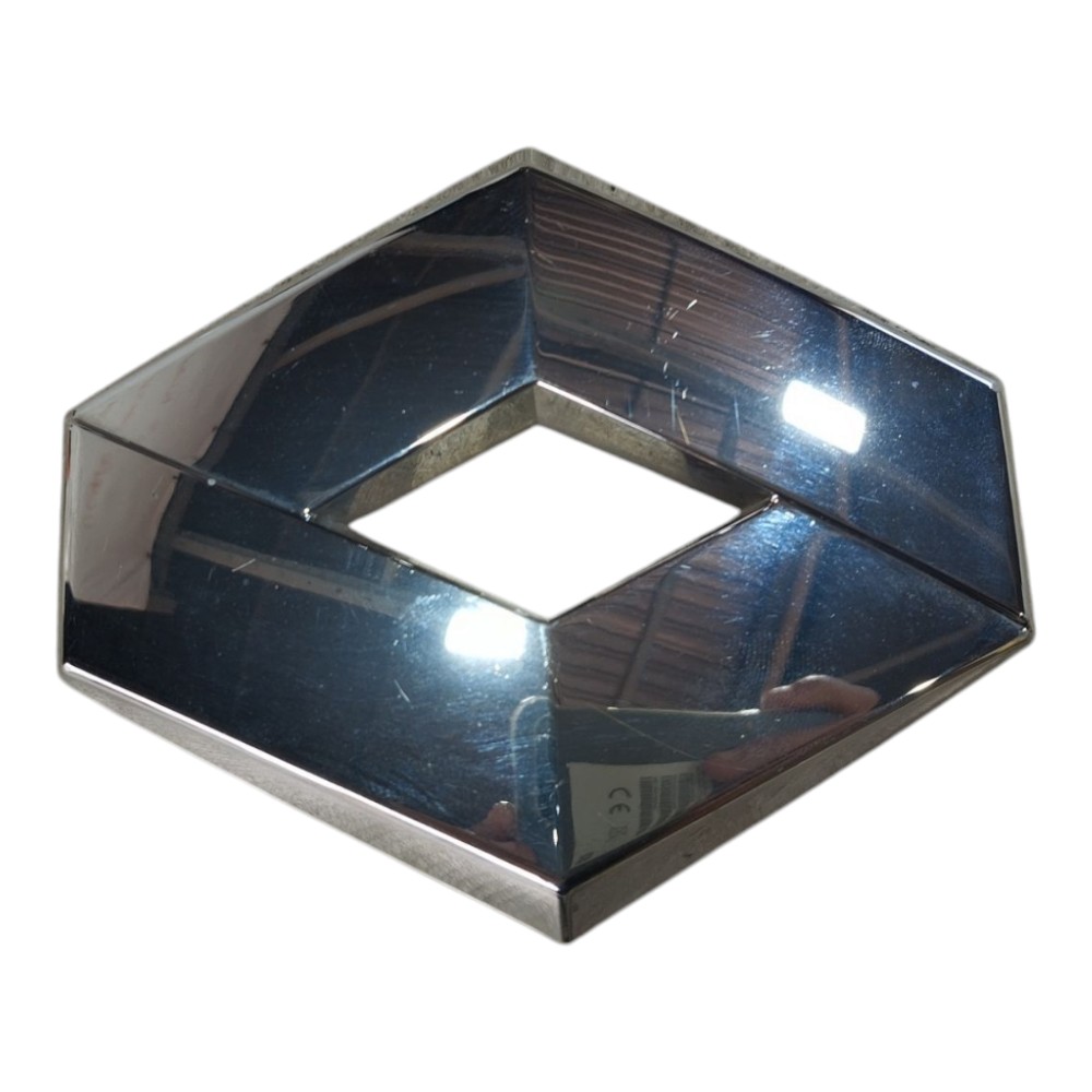 Emblema Tampa Traseira Renault Zoe 2022 2023 V639 1