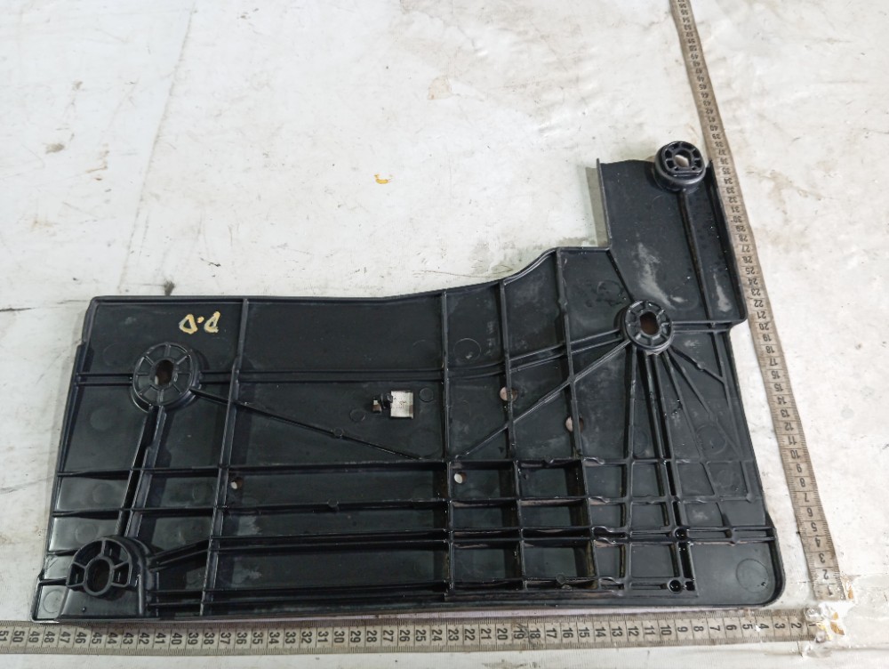 Protetor Assoalho Dianteiro Direito Renault Zoe Neo 23 V617 8