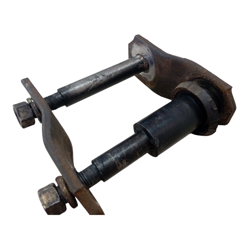 Suporte feixo mola Mitsubishi L200 Sport 2004 a 07 V638 3