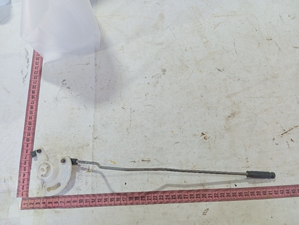 Suporte Fechadura Porta Traseiro Direito Grand Caravan V578 8