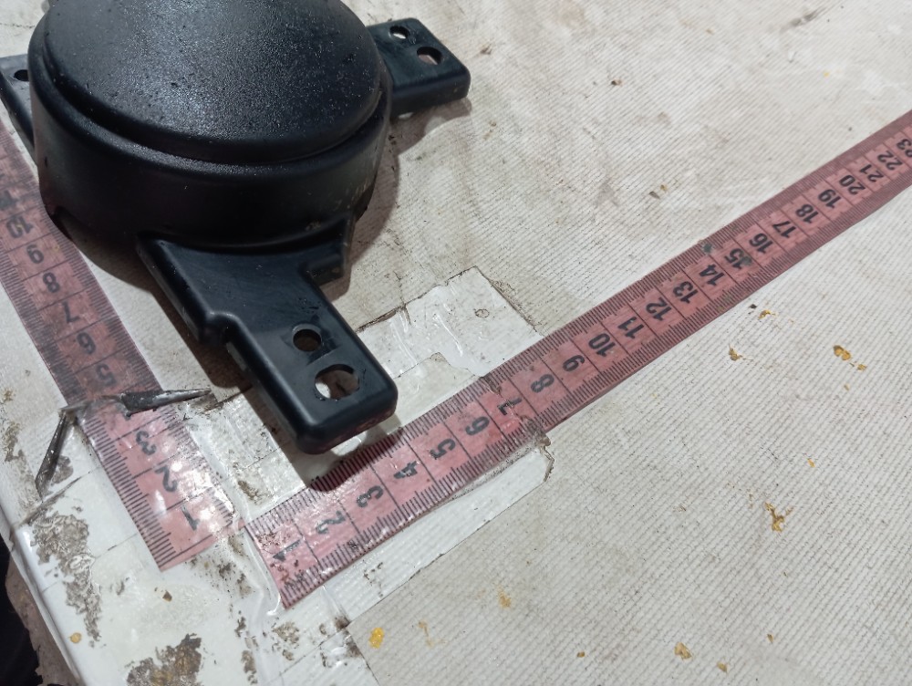 Tampa Farol Milha Direito Fiat Mobi 2024 V654 Direito 9