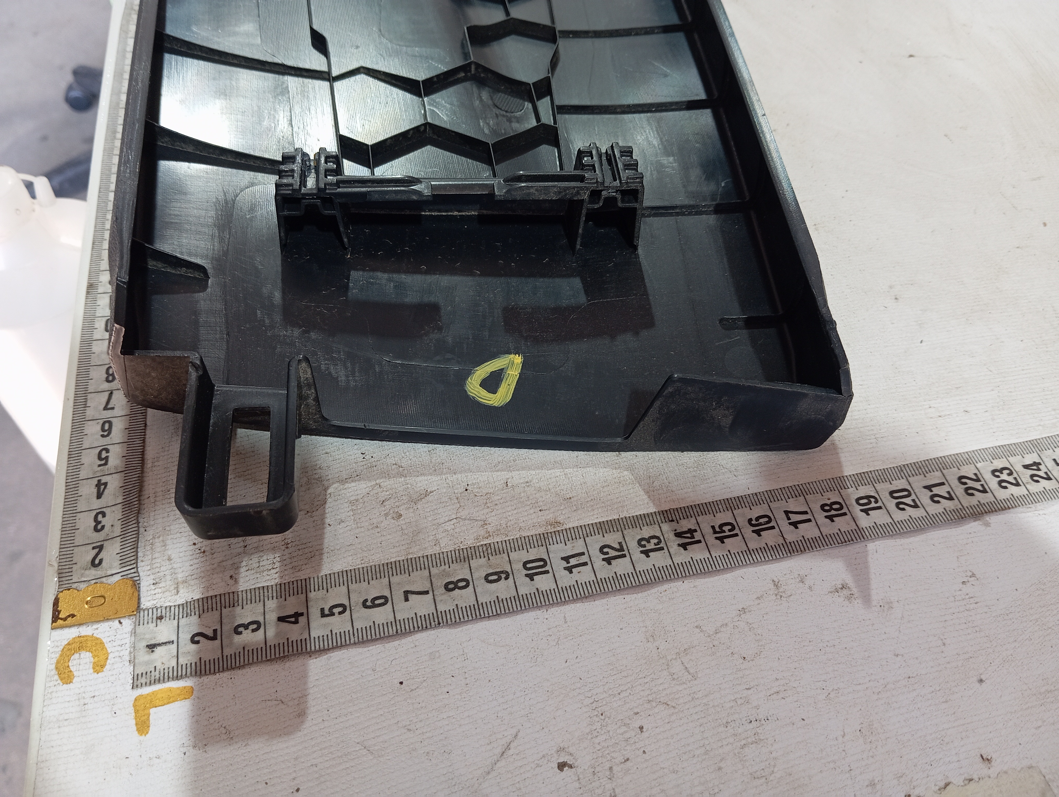 Acabamento Coluna Direita Vw Taos Highline 250 2022 24 V601 9