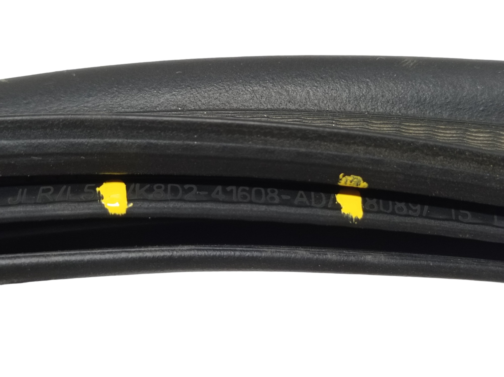 Borracha Tampa Traseira Range Rover Evoque 2022 V572 5