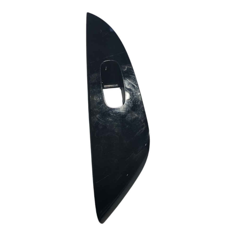 Moldura Botao Vidro Traseiro Esquerdo Nissan Leaf 2023 V632 7