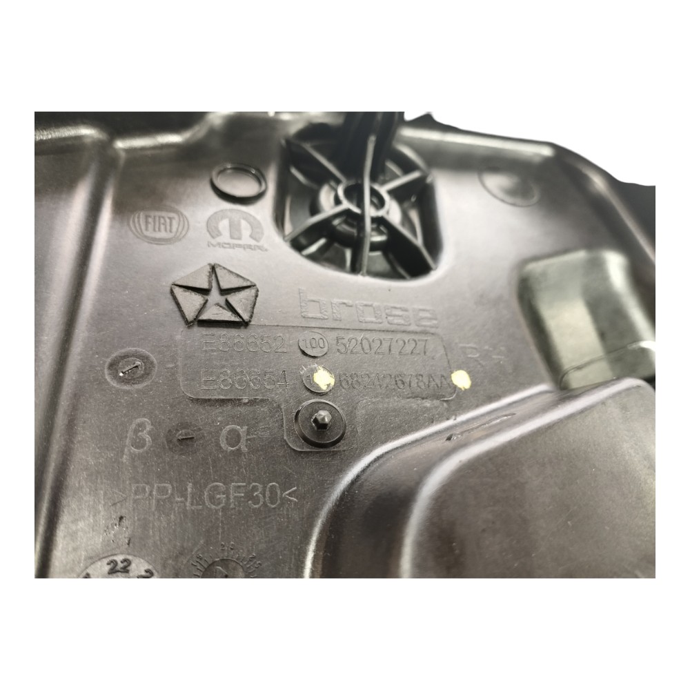 Máquina Vidro Dianteiro Direito Rampage Rt 2023 2024 V641 7