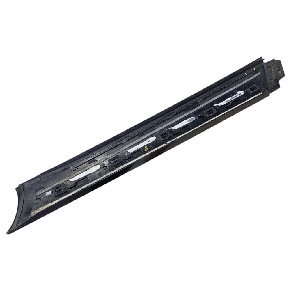 Moldura Porta Esquerda Land Rover Defender 2022 V645 8