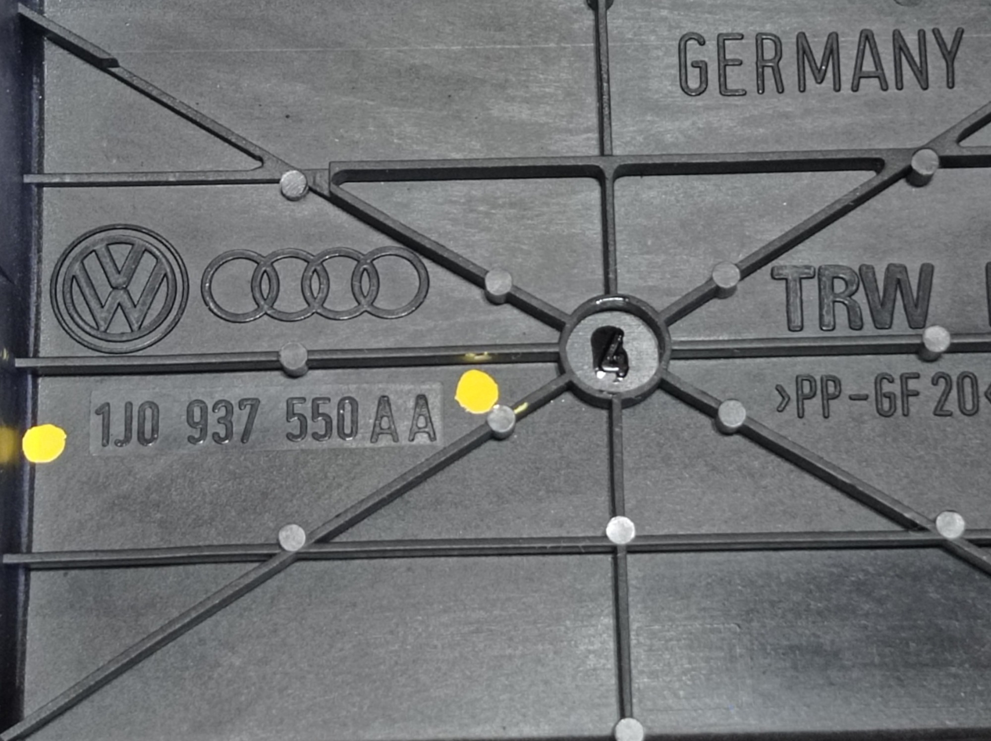 Caixa Fusível Bateria Vw Golf 99 A 2012 8