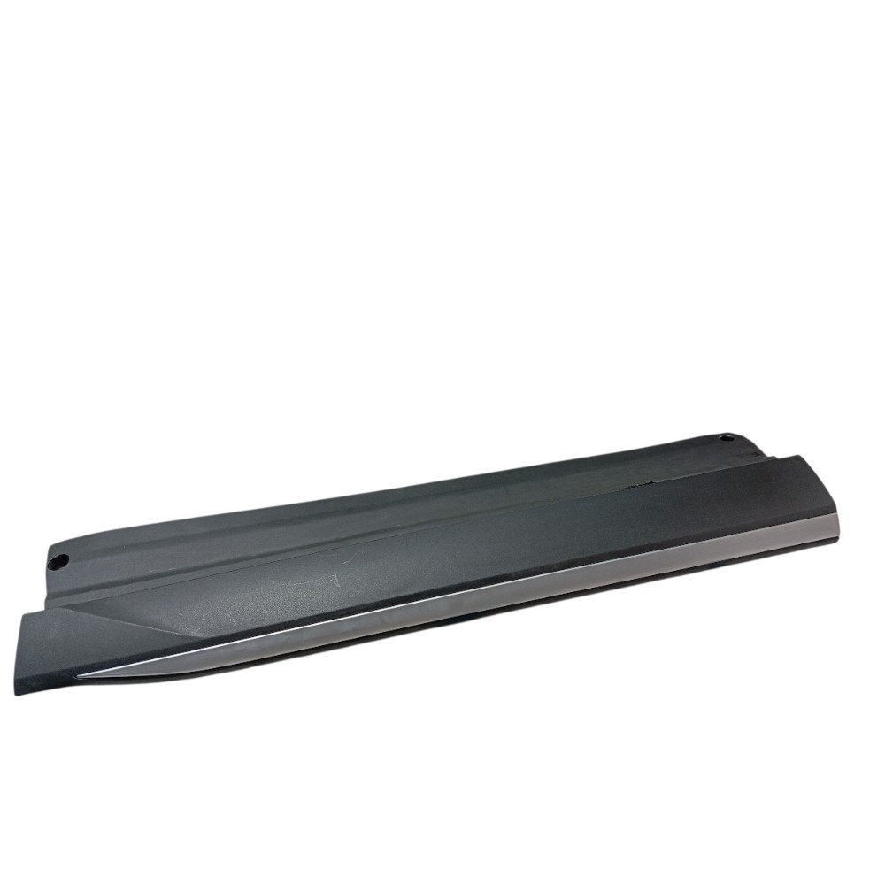 Moldura porta dianteira direita Byd Song Pro 2024 V674 2