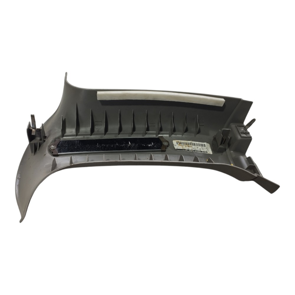 Acabamento Coluna Traseira Esq Chrysler Grand Caravan V578 8