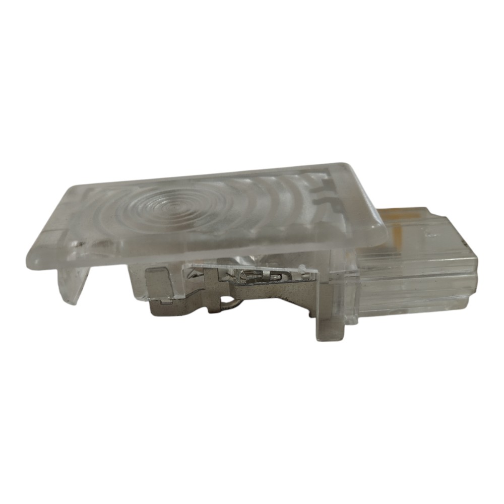 Luz Cortesia Porta Mala Gm Tracker 2020 2025 V627 3