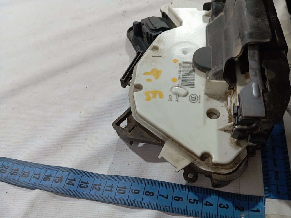 Fechadura Porta Traseira Esquerda Vw Golf Highline 2014 V626 10