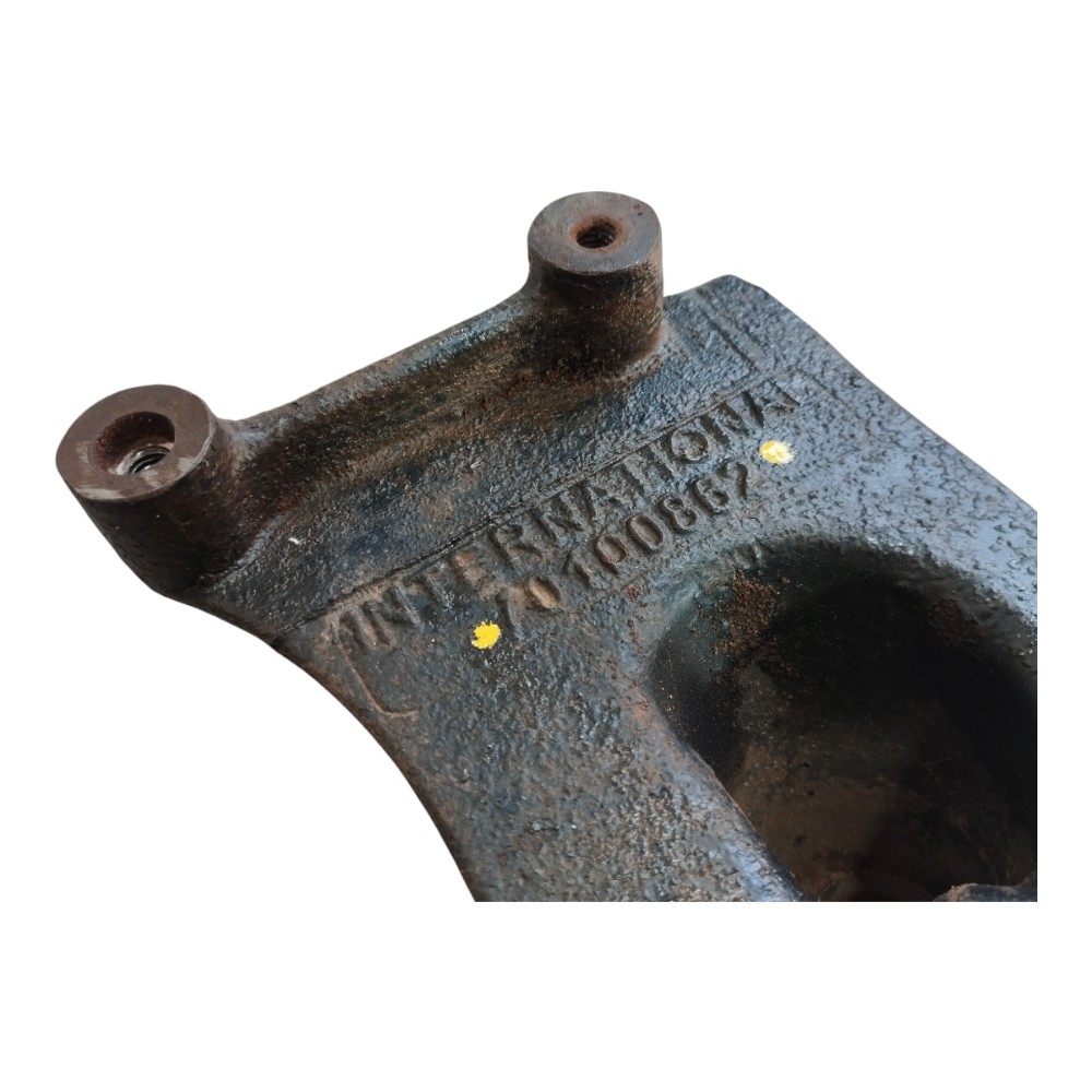 Suporte Compressor Troller T4 2011 V650 3