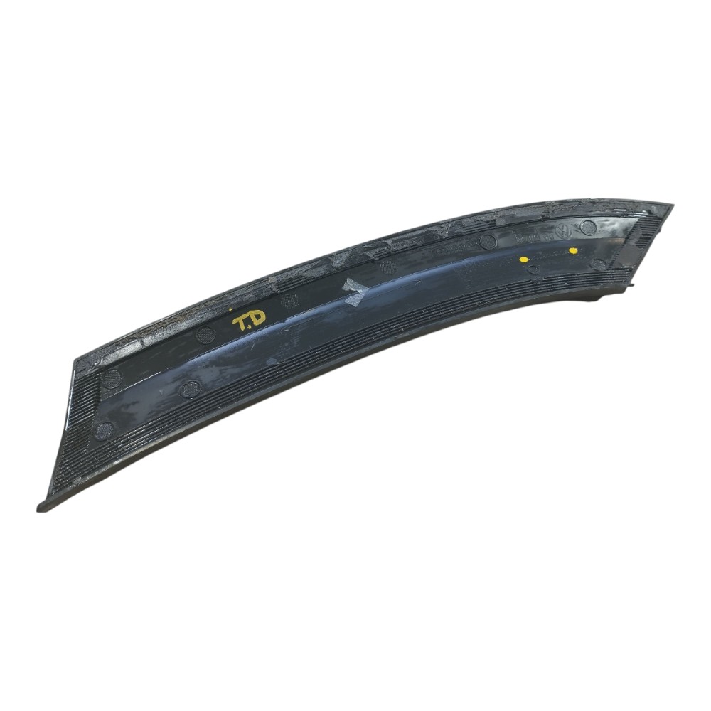 Moldura Lateral Tras Direito Vw Taos Highline 2022 2024 V655 5