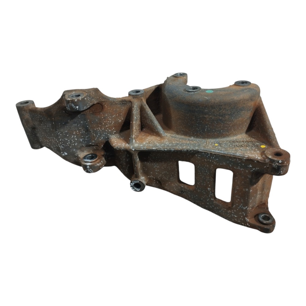 Suporte bomba hidráulica Troller T4 2006 a 12 V650 7