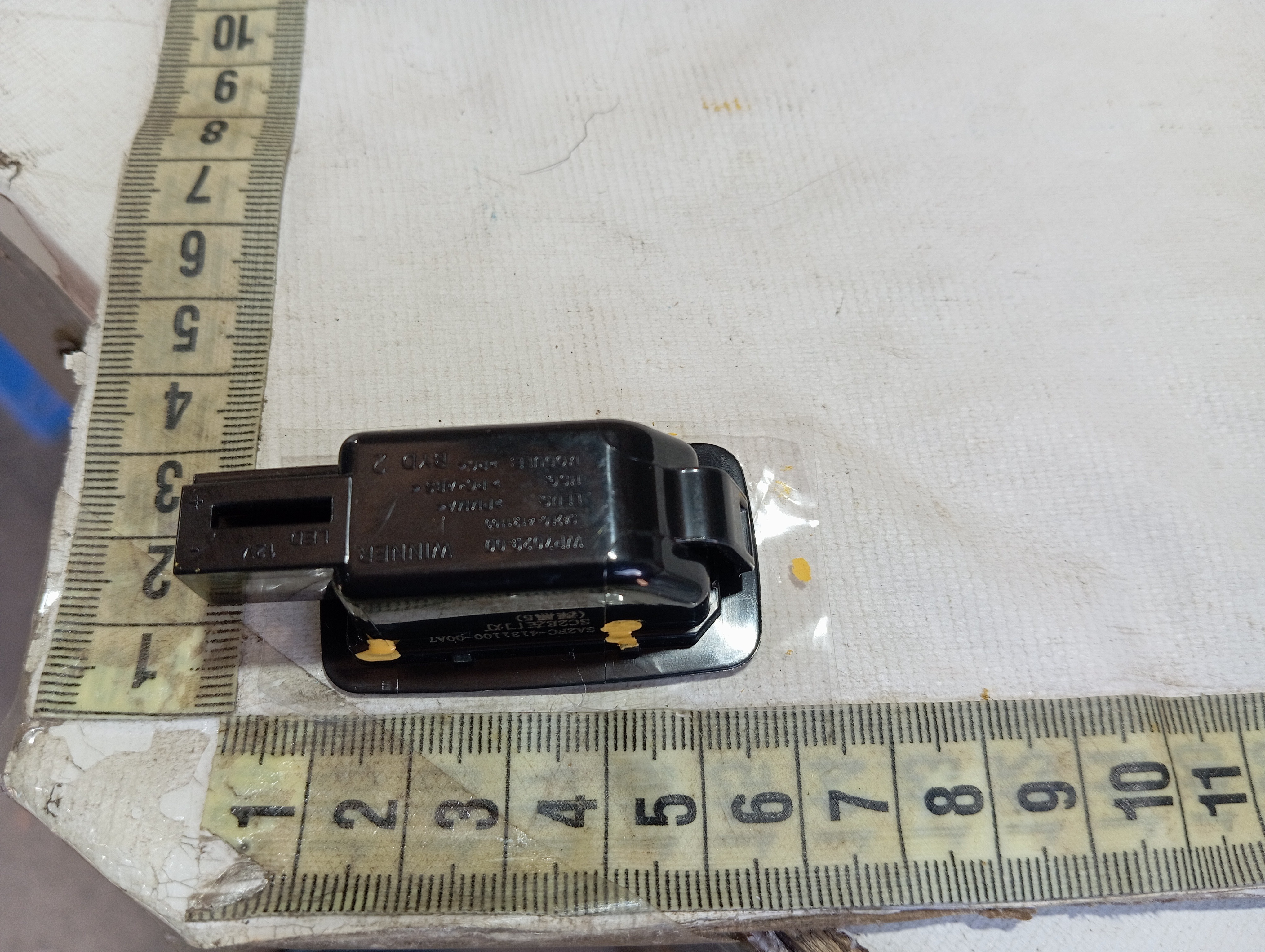 Luz Interna Direto Teto Byd Dolphin Gs 2024 2025 V596 8