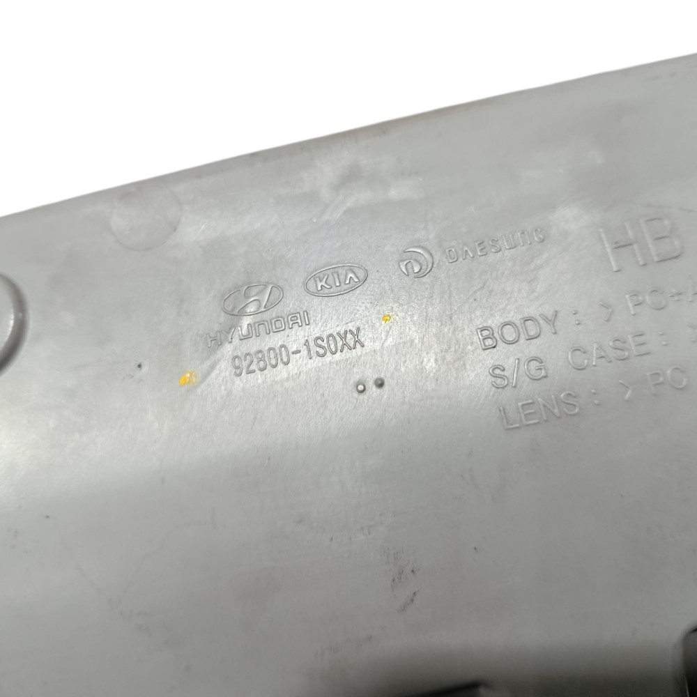 Luz cortesia teto Hyundai Hb20s 2015 1