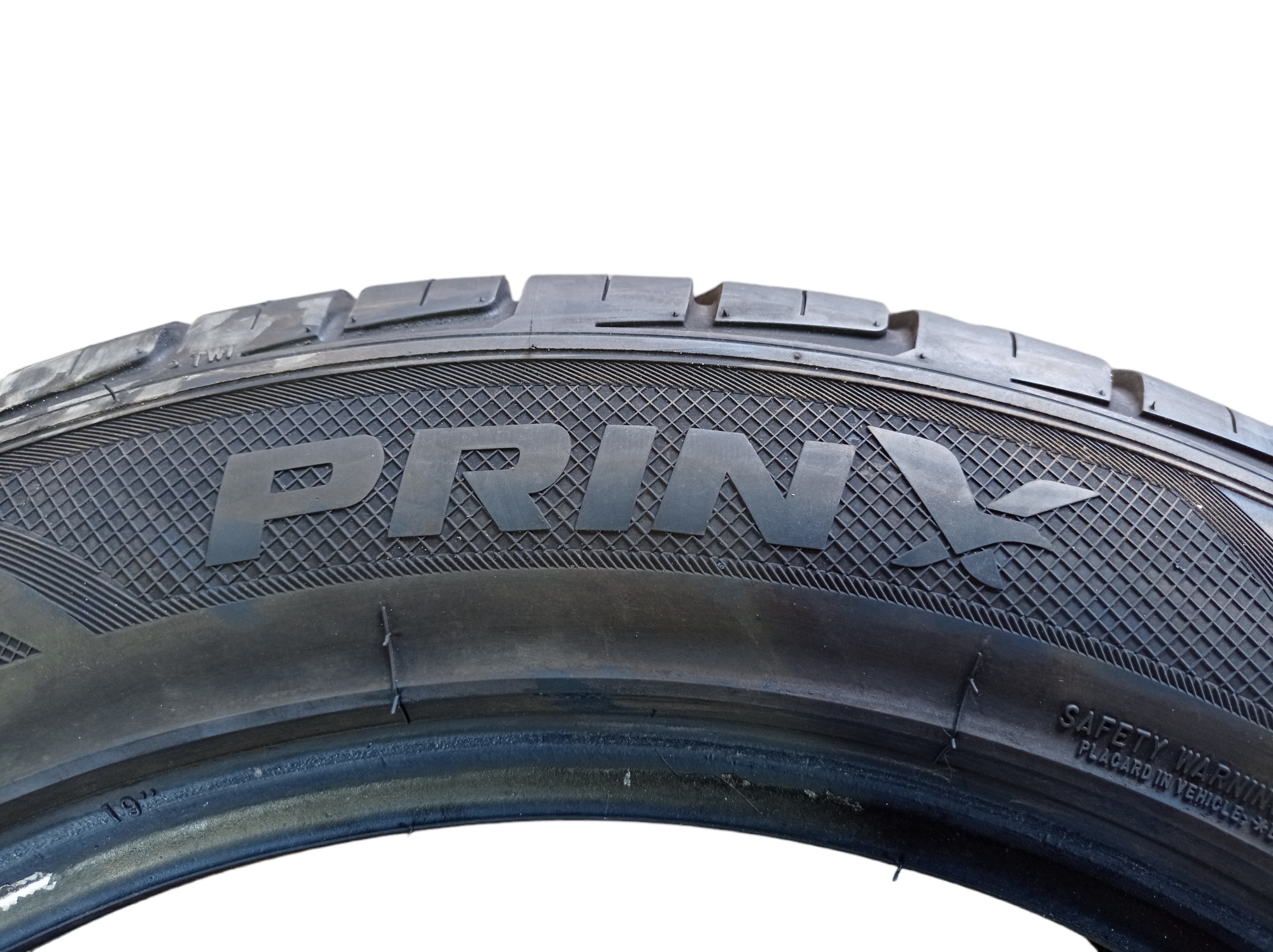 Pneu Aro 19 Prinx Hp1 Hirace 235/55 R19 V591 8