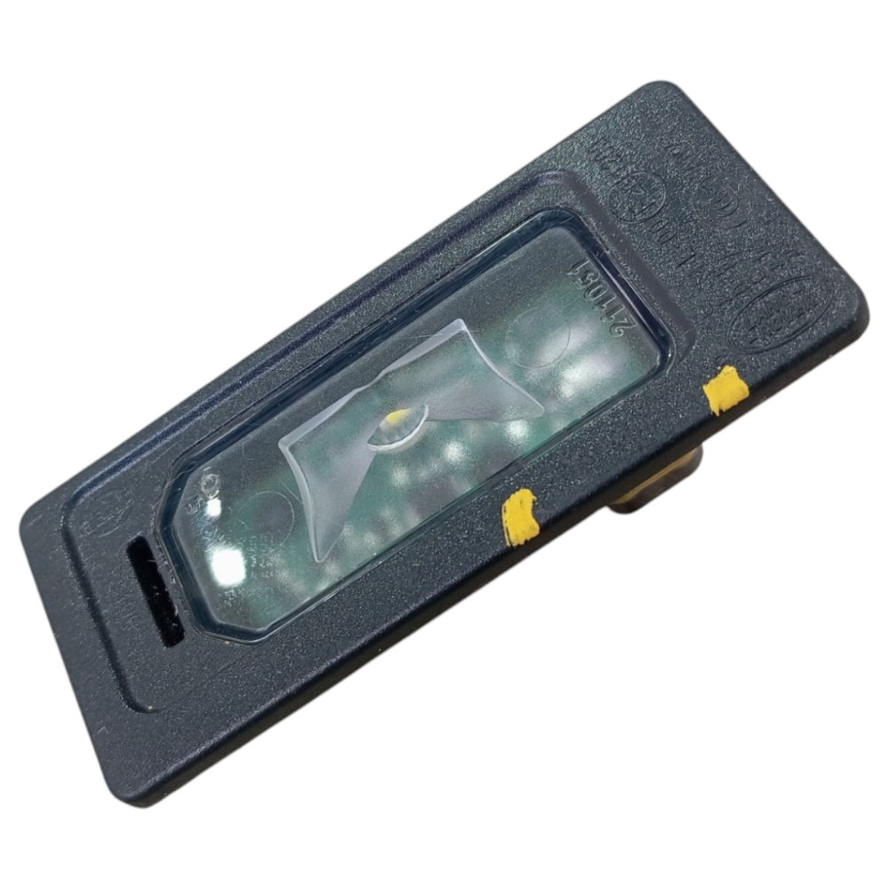 Luz Placa Land Rover Defender 2022 V645 3