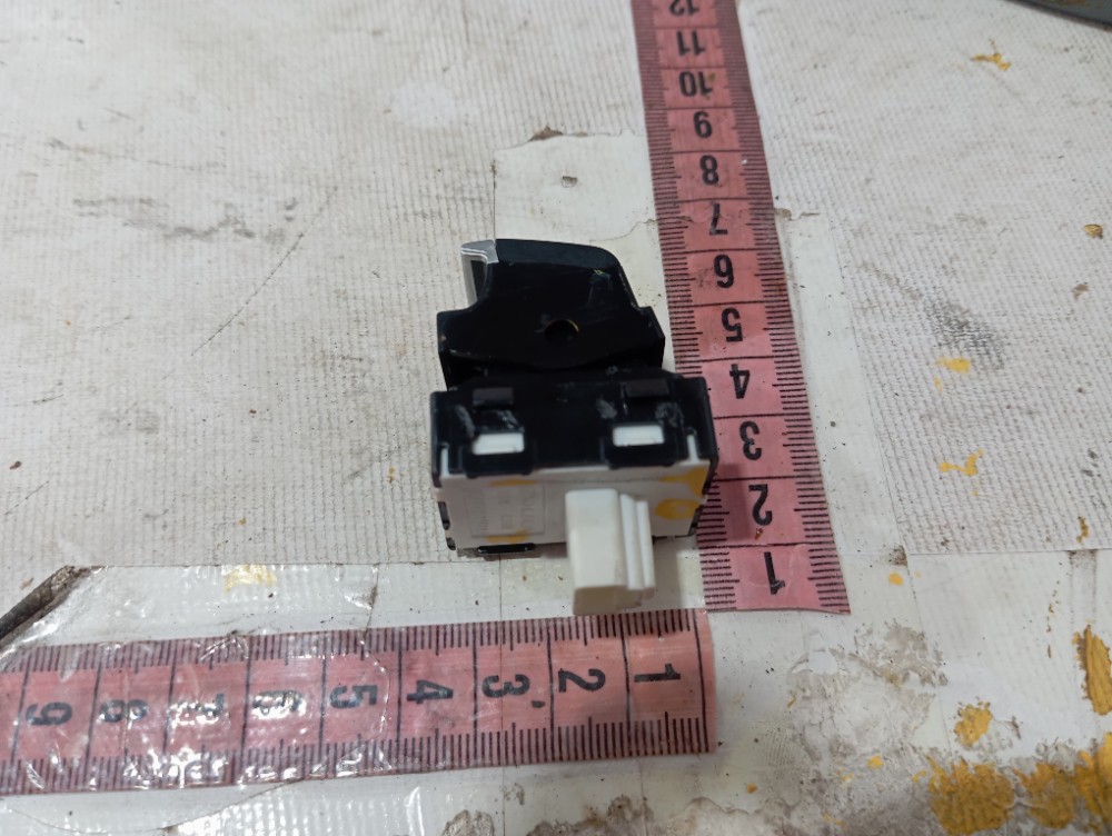 Botão Vidro Porta Traseira Direita Tiggo 7 2022 2024 V640 6