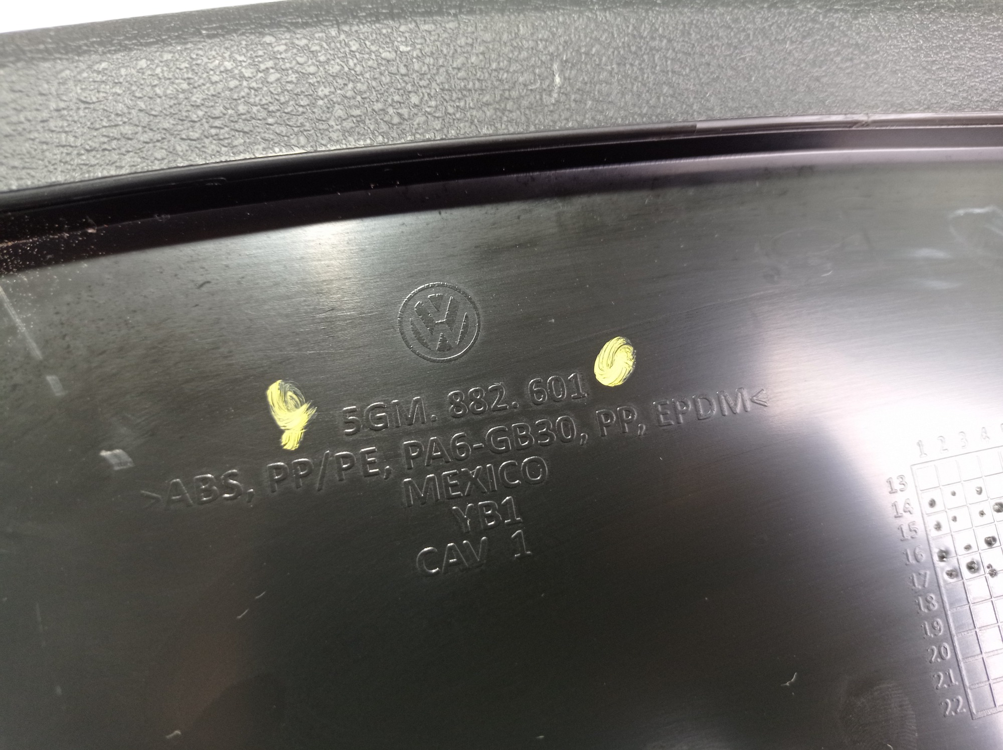 Porta Objetos Banco Dianteiro Esquerdo Vw Golf Tsi 2017 V585 7