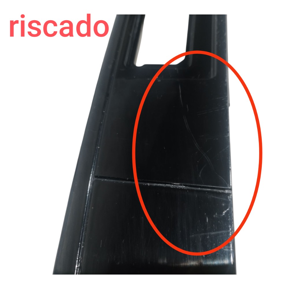 Moldura Luz Placa Traseira Discovery Sport 2016 2018 V663 8