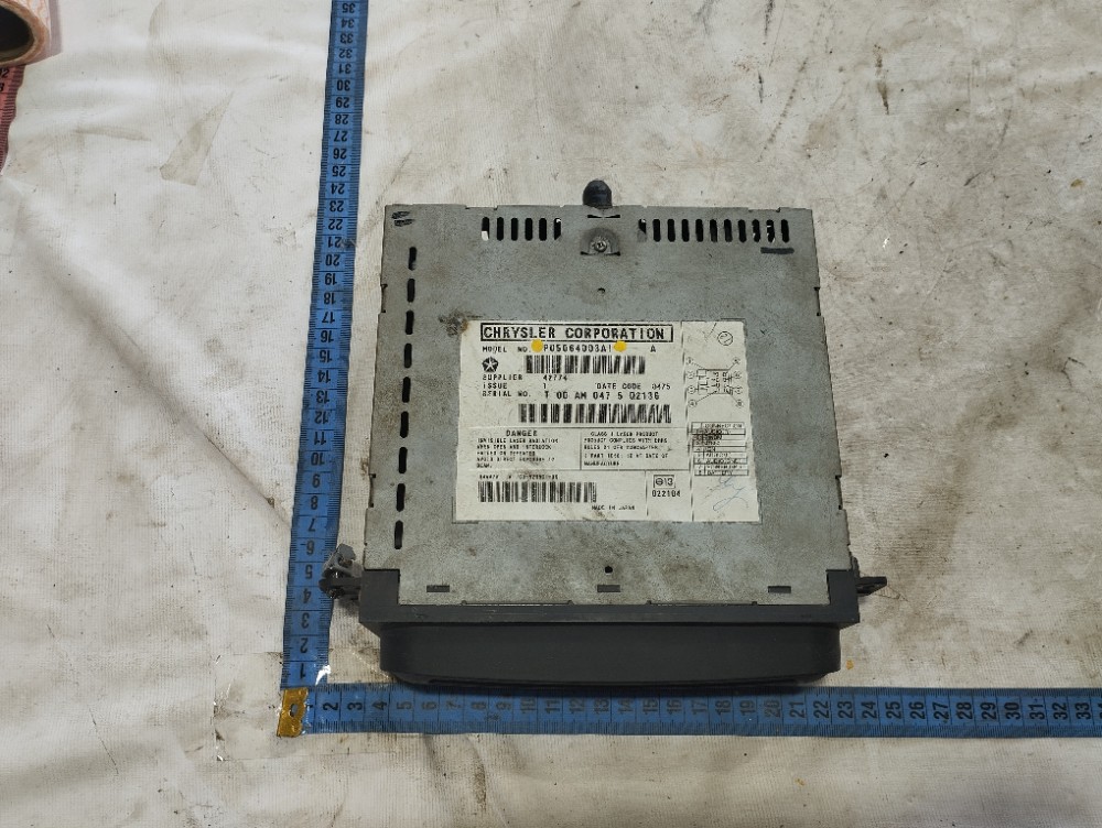 Rádio Cd Chrysler Grand Caravan 2003 3.3 V578 9