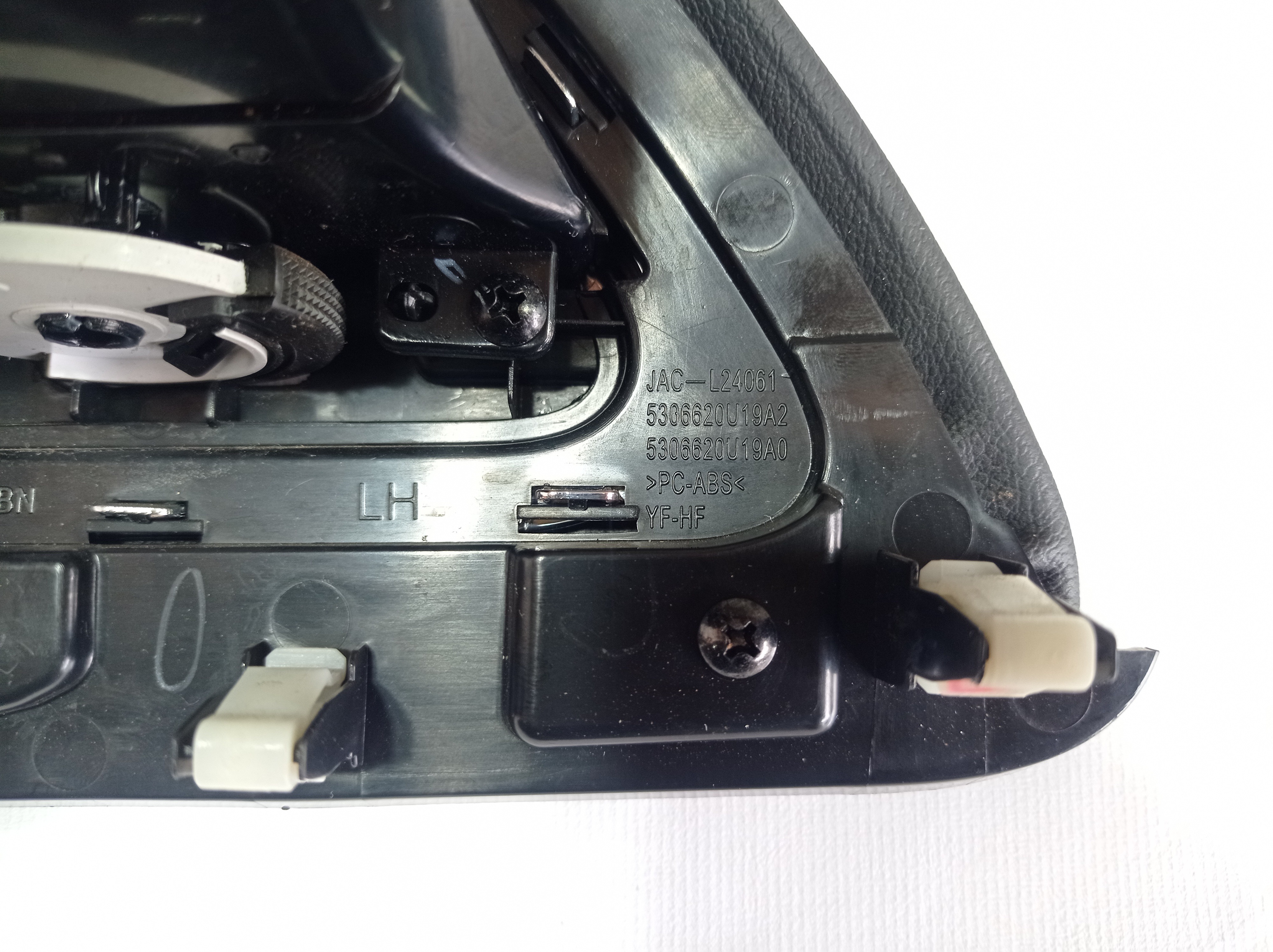 Moldura Painel Instrumentos Difusor De Ar Jac T40 2019 V565 7