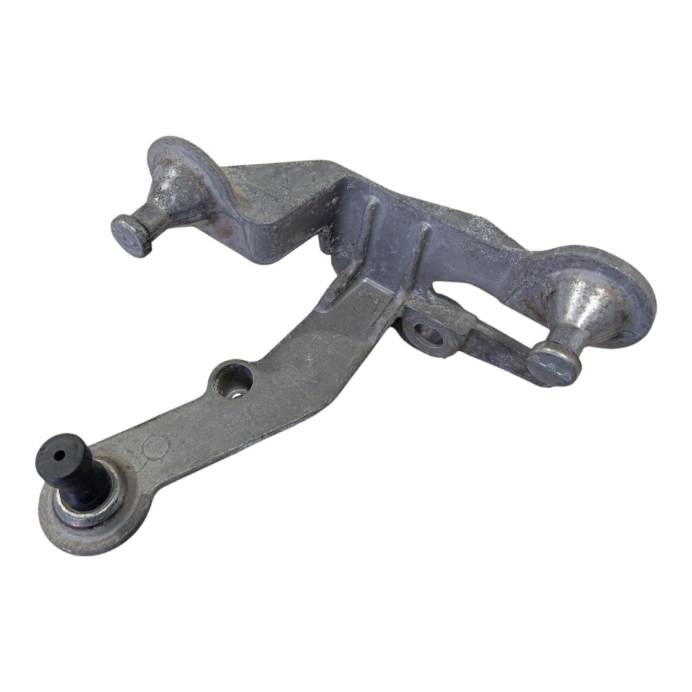 Suporte módulo ABS Mercedes B180 2010 V630 8