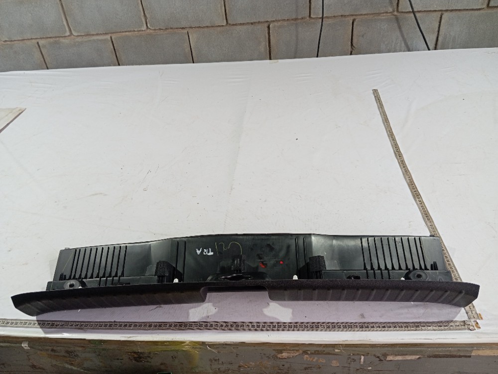 Acabamento Porta Malas Hyundai Creta 2023 V609 10