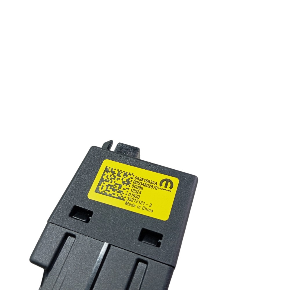 Entrada Usb Auxiliar Jeep Renegade 2024 2025 6