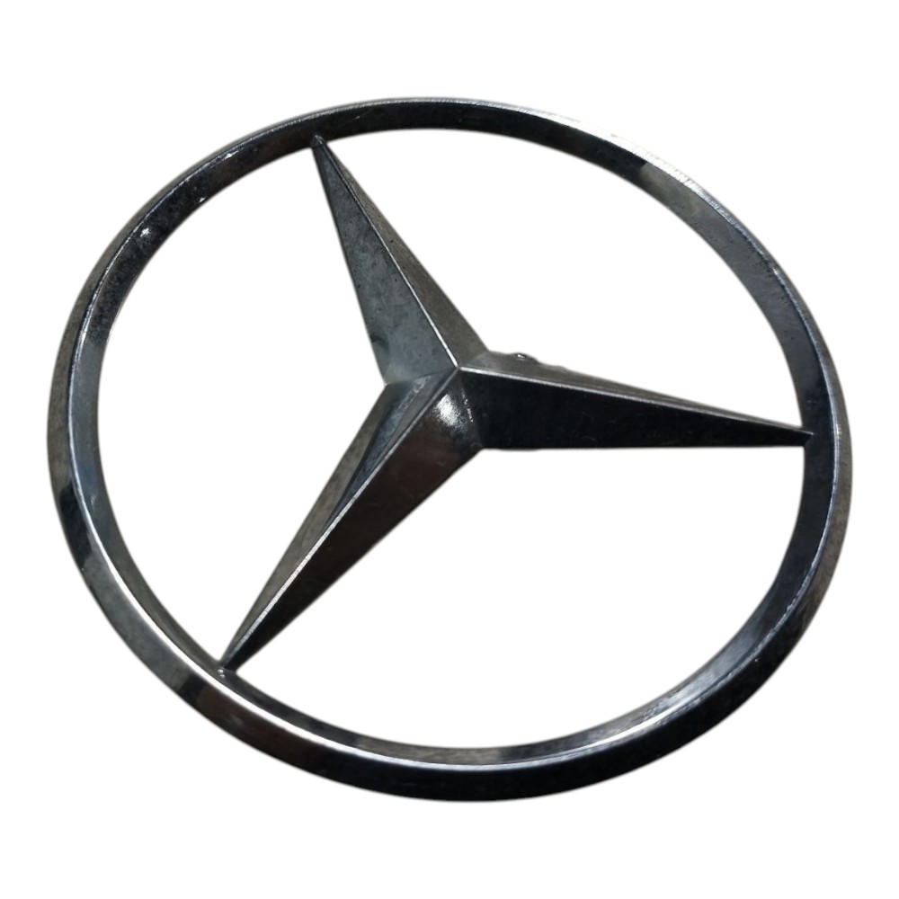 Emblema Traseiro Mercedes C180 2002 2007 V661 Prata 6
