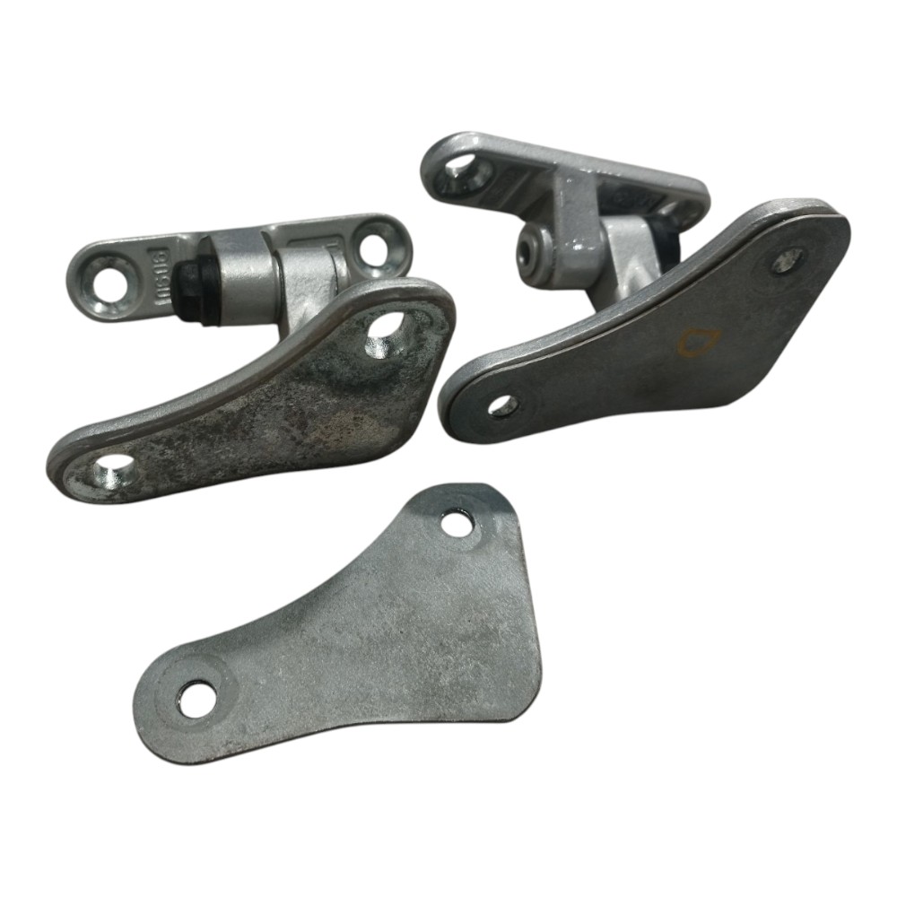 Dobradiça Porta Dianteira Direita Mercedes C180 2007 V661 2